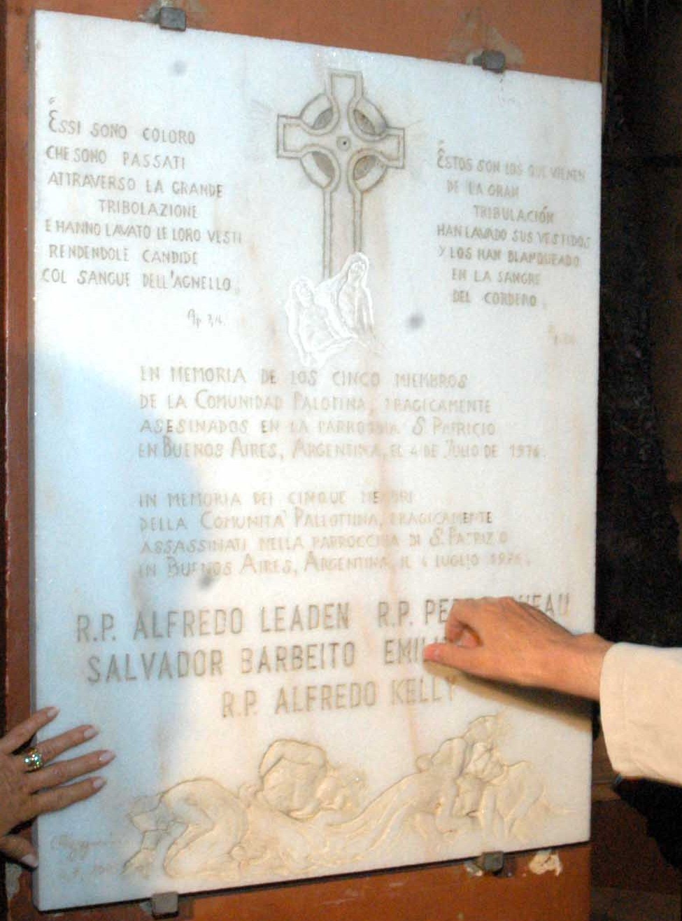 Foto: Gedenktafel in der Kirche Sankt Silvester in Rom; Copyright: Presidencia de la Nación Argentina